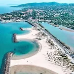 Green Escape Roquebrune ,Maison Au Coeur Du Golf 18 Trous Ferienhaus *